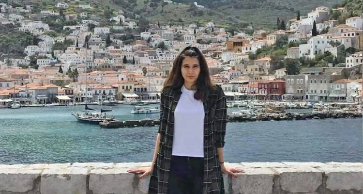 &Tau;&omicron; &mu;&omicron;&iota;&rho;&alpha;ί&omicron; &gamma;&epsilon;ύ&mu;&alpha; &tau;&eta;&sigmaf; &Theta;ά&lambda;&epsilon;&iota;&alpha;&sigmaf; &sigma;&tau;&omicron; fast food &tau;&eta;&sigmaf; &Tau;&upsilon;&nu;&eta;&sigma;ί&alpha;&sigmaf;
