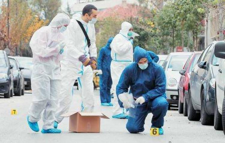 &laquo;&Pi;ό&lambda;&epsilon;&mu;&omicron;&sigmaf;&raquo; &Nu;&Delta; - &Sigma;&Upsilon;&Rho;&Iota;&Zeta;&Alpha; &gamma;&iota;&alpha; &tau;&eta;&nu; &tau;&rho;&omicron;&mu;&omicron;&kappa;&rho;&alpha;&tau;ί&alpha;
