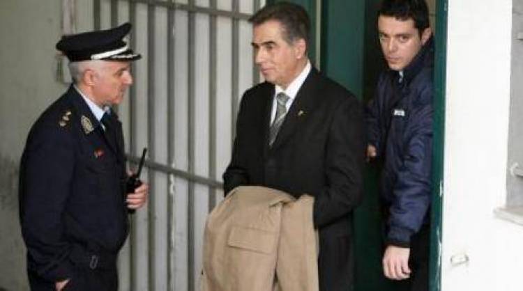 Η πρώτη νύχτα Παπαγεωργόπουλου στο κελί