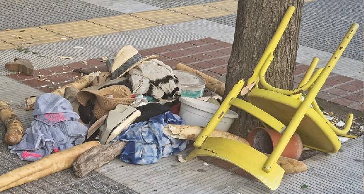 &Theta;&epsilon;&sigma;&sigma;&alpha;&lambda;&omicron;&nu;ί&kappa;&eta;: &Beta;&gamma;ή&kappa;&epsilon; &gamma;&upsilon;&mu;&nu;ή &sigma;&tau;&omicron; &mu;&pi;&alpha;&lambda;&kappa;ό&nu;&iota; &kappa;&alpha;&iota; &pi;&epsilon;&tau;&omicron;ύ&sigma;&epsilon; &sigma;&tau;&omicron; &pi;&epsilon;&zeta;&omicron;&delta;&rho;ό&mu;&iota;&omicron; &kappa;&alpha;&rho;έ&kappa;&lambda;&epsilon;&sigmaf; &kappa;&alpha;&iota; &pi;&rho;&omicron;&sigma;&omega;&pi;&iota;&kappa;ά &tau;&eta;&sigmaf; &alpha;&nu;&tau;&iota;&kappa;&epsilon;ί&mu;&epsilon;&nu;&alpha;