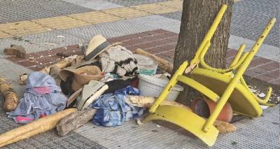 &Theta;&epsilon;&sigma;&sigma;&alpha;&lambda;&omicron;&nu;ί&kappa;&eta;: &Beta;&gamma;ή&kappa;&epsilon; &gamma;&upsilon;&mu;&nu;ή &sigma;&tau;&omicron; &mu;&pi;&alpha;&lambda;&kappa;ό&nu;&iota; &kappa;&alpha;&iota; &pi;&epsilon;&tau;&omicron;ύ&sigma;&epsilon; &sigma;&tau;&omicron; &pi;&epsilon;&zeta;&omicron;&delta;&rho;ό&mu;&iota;&omicron; &kappa;&alpha;&rho;έ&kappa;&lambda;&epsilon;&sigmaf; &kappa;&alpha;&iota; &pi;&rho;&omicron;&sigma;&omega;&pi;&iota;&kappa;ά &tau;&eta;&sigmaf; &alpha;&nu;&tau;&iota;&kappa;&epsilon;ί&mu;&epsilon;&nu;&alpha;