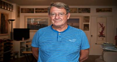 O &Alpha;&nu;&tau;ώ&nu;&eta;&sigmaf; &Alpha;&lambda;&alpha;&kappa;&iota;ώ&tau;&eta;&sigmaf; &mu;&iota;&lambda;ά &sigma;&tau;&omicron;&nu; Fm 100 &gamma;&iota;&alpha; &tau;&omicron; &zeta;ή&tau;&eta;&mu;&alpha; &tau;&eta;&sigmaf; &alpha;&pi;&omicron;&tau;έ&phi;&rho;&omega;&sigma;&eta;&sigmaf; &sigma;&tau;&eta;&nu; &Epsilon;&lambda;&lambda;ά&delta;&alpha; (mp3)