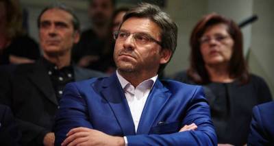&Delta;έ&chi;&epsilon;&tau;&alpha;&iota; ή &Omicron;&Chi;&Iota; &tau;&eta;&nu; &kappa;&rho;&iota;&tau;&iota;&kappa;ή &tau;&omega;&nu; &laquo;&alpha;&nu;&tau;&iota;&pi;ά&lambda;&omega;&nu;&raquo; &omicron; &Delta;ή&mu;&alpha;&rho;&chi;&omicron;&sigmaf; &Lambda;ή&mu;&nu;&omicron;&upsilon;;