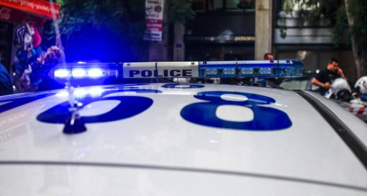 Αγριο έγκλημα στη Μάνη: 44χρονος σκότωσε την σύζυγό του
