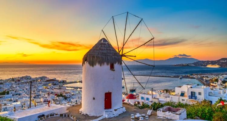 &Alpha;&iota;&mu;&alpha;&tau;&eta;&rho;ό &epsilon;&pi;&epsilon;&iota;&sigma;ό&delta;&iota;&omicron; &mu;έ&rho;&alpha; &mu;&epsilon;&sigma;&eta;&mu;έ&rho;&iota; &sigma;&tau;&eta; &Mu;ύ&kappa;&omicron;&nu;&omicron; -&Tau;&omicron;&upsilon; &epsilon;&pi;&iota;&tau;έ&theta;&eta;&kappa;&epsilon; &mu;&epsilon; &mu;&epsilon;&tau;&alpha;&lambda;&lambda;&iota;&kappa;ό &lambda;&omicron;&sigma;&tau;ό &kappa;&alpha;&iota; &kappa;&alpha;&tau;&sigma;&alpha;&beta;ί&delta;&iota;
