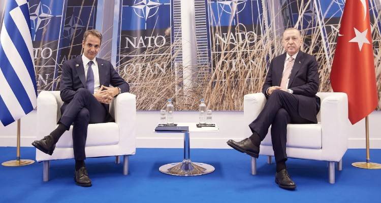 &laquo;&Epsilon;&gamma;&iota;&nu;&epsilon; έ&nu;&alpha; &beta;ή&mu;&alpha; &pi;&rho;&omicron;&sigmaf; έ&nu;&alpha; &pi;&iota;&omicron; ή&sigma;&upsilon;&chi;&omicron; &kappa;&alpha;&lambda;&omicron;&kappa;&alpha;ί&rho;&iota;&raquo;: &Tau;&iota; &sigma;&upsilon;&zeta;ή&tau;&eta;&sigma;&alpha;&nu; &Mu;&eta;&tau;&sigma;&omicron;&tau;ά&kappa;&eta;&sigmaf;-&Epsilon;&rho;&nu;&tau;&omicron;&gamma;ά&nu; &epsilon;&pi;ί 50 &lambda;&epsilon;&pi;&tau;ά, ό&lambda;&omicron; &tau;&omicron; &pi;&alpha;&rho;&alpha;&sigma;&kappa;ή&nu;&iota;&omicron;