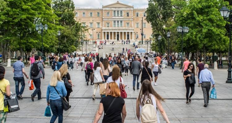 «Λείπουν» 260.000 εργαζόμενοι από την αγορά εργασίας -Οι ειδικότητες με τα μεγάλα κενά