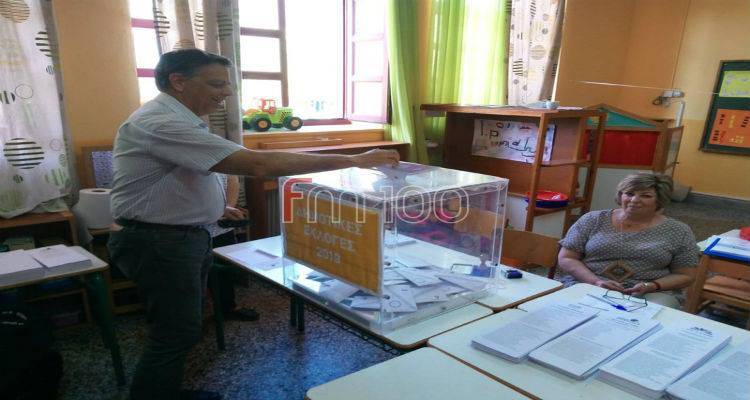 &Kappa;ώ&sigma;&tau;&alpha;&sigmaf; &Mu;&alpha;&delta;&upsilon;&tau;&iota;&nu;ό&sigmaf;: &laquo;&Theta;&alpha; &epsilon;ί&mu;&alpha;&sigma;&tau;&epsilon; ό&pi;&omega;&sigmaf; &pi;ά&nu;&tau;&alpha; &sigma;&tau;&omicron; &pi;&lambda;&epsilon;&upsilon;&rho;ό &tau;&omega;&nu; &sigma;&upsilon;&mu;&pi;&omicron;&lambda;&iota;&tau;ώ&nu; &mu;&alpha;&sigmaf;&raquo; (photos + video)