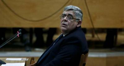 &Delta;ί&kappa;&eta; &Chi;&rho;&upsilon;&sigma;ή&sigmaf; &Alpha;&upsilon;&gamma;ή&sigmaf;: &Tau;&eta;&nu; &epsilon;&nu;&omicron;&chi;ή &kappa;&alpha;&iota; &tau;&omega;&nu; 42 &kappa;&alpha;&tau;&eta;&gamma;&omicron;&rho;&omicron;&upsilon;&mu;έ&nu;&omega;&nu; &zeta;ή&tau;&eta;&sigma;&epsilon; &eta; &epsilon;&iota;&sigma;&alpha;&gamma;&gamma;&epsilon;&lambda;έ&alpha;&sigmaf; | &laquo;&Kappa;&alpha;&tau;&alpha;&pi;έ&lambda;&tau;&eta;&sigmaf;&raquo; &kappa;&alpha;&tau;ά &tau;&omicron;&upsilon; &Mu;&iota;&chi;&alpha;&lambda;&omicron;&lambda;&iota;ά&kappa;&omicron;&upsilon;