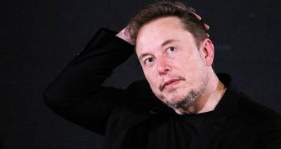 Έλον Μασκ για μετάναστες: «Σύντομα θα έρθουν για τα σπίτια σας»