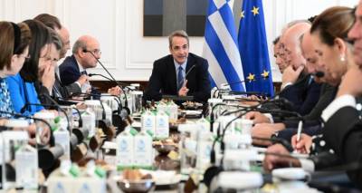 Ακρίβεια και μεταναστευτικό στο σημερινό υπουργικό -Ανεξάρτητη Αρχή για την Αγορά και τον Καταναλωτή, αλά ΑΑΔΕ