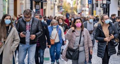 &Kappa;&omicron;&rho;&omega;&nu;&omicron;ϊό&sigmaf;: &Sigma;&tau;&alpha; 12.108 &tau;&alpha; &nu;έ&alpha; &kappa;&rho;&omicron;ύ&sigma;&mu;&alpha;&tau;&alpha; - 665 &omicron;&iota; &delta;&iota;&alpha;&sigma;&omega;&lambda;&eta;&nu;&omega;&mu;έ&nu;&omicron;&iota;, 84 &theta;ά&nu;&alpha;&tau;&omicron;&iota;