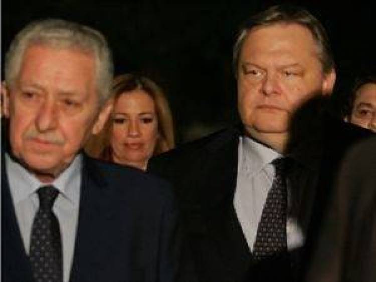 Νέα σύσκεψη σήμερα το βράδυ: Παράθυρο για συμφωνία