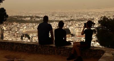 &Mu;&alpha;&rho;&omicron;&upsilon;&sigma;ά&kappa;&eta;&sigmaf;: &laquo;Έ&rho;&chi;&epsilon;&tau;&alpha;&iota; &nu;έ&omicron; &iota;&sigma;&chi;&upsilon;&rho;ό &epsilon;&pi;&epsilon;&iota;&sigma;ό&delta;&iota;&omicron; &alpha;&phi;&rho;&iota;&kappa;&alpha;&nu;&iota;&kappa;ή&sigmaf; &sigma;&kappa;ό&nu;&eta;&sigmaf; -&Alpha;&pi;ό &tau;&iota;&sigmaf; &alpha;&rho;&chi;έ&sigmaf; &tau;&eta;&sigmaf; ά&lambda;&lambda;&eta;&sigmaf; &epsilon;&beta;&delta;&omicron;&mu;ά&delta;&alpha;&sigmaf;&raquo;