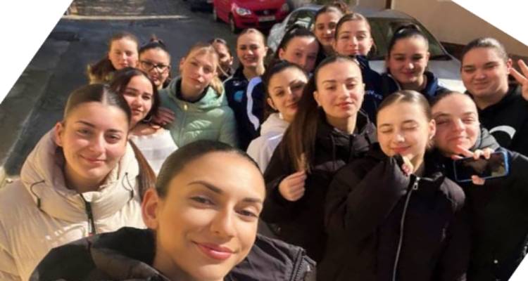 &Nu;ί&kappa;&epsilon;&sigmaf; &gamma;&iota;&alpha; &Gamma;&Alpha;&Sigma; &Lambda;έ&sigma;&beta;&omicron;&upsilon;, &Alpha;&epsilon;&tau;ό &Lambda;ή&mu;&nu;&omicron;&upsilon; &kappa;&alpha;&iota; &Alpha;&rho;&iota;&sigma;&beta;&alpha;ί&omicron;