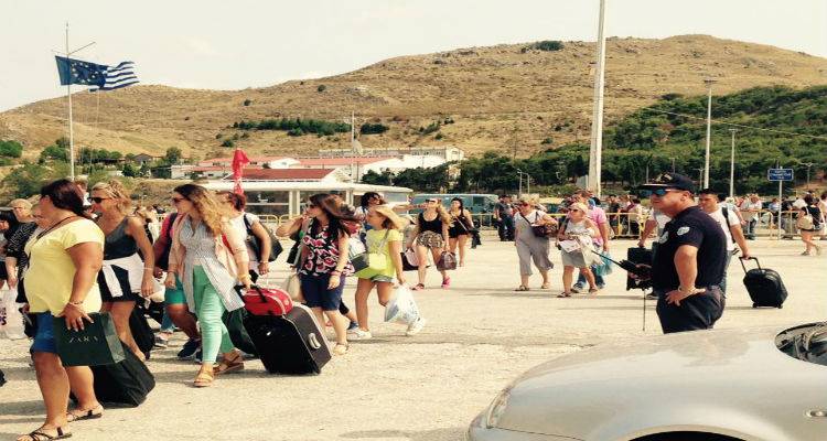tovima.gr: &quot;Αίσθηση έκανε ο αυξημένος αριθμός επιβατών που επέλεξαν εφέτος τη Λήμνο&quot;