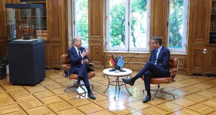 &Pi;ώ&sigmaf; &omicron;&iota; &epsilon;&lambda;&lambda;&eta;&nu;&omicron;&gamma;&epsilon;&rho;&mu;&alpha;&nu;&iota;&kappa;έ&sigmaf; &sigma;&chi;έ&sigma;&epsilon;&iota;&sigmaf; έ&gamma;&iota;&nu;&alpha;&nu; &tau;ό&sigma;&omicron; &theta;&epsilon;&rho;&mu;έ&sigmaf; | &Kappa;&omicron;&iota;&nu;ό &mu;έ&tau;&omega;&pi;&omicron; &kappa;&alpha;&iota; &alpha;&pi;έ&nu;&alpha;&nu;&tau;&iota; &sigma;&tau;&eta;&nu; &Tau;&omicron;&upsilon;&rho;&kappa;ί&alpha;