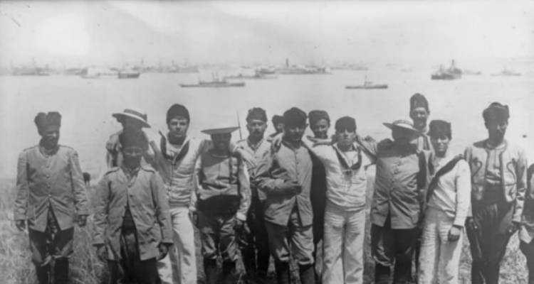 &Sigma;&tau;&alpha; &chi;&nu;ά&rho;&iota;&alpha; &tau;&omicron;&upsilon; &Alpha;&gamma;&alpha;&mu;έ&mu;&nu;&omicron;&nu;&alpha;