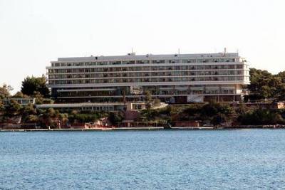 Πωλείται έναντι 400 εκατ. ευρώ ο Αστέρας Βουλιαγμένης