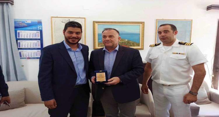 &Tau;&omicron; &Epsilon;&pi;&alpha;&rho;&chi;&epsilon;ί&omicron; &Lambda;ή&mu;&nu;&omicron;&upsilon; &gamma;&iota;&alpha; &tau;&eta;&nu; &epsilon;&pi;ί&sigma;&kappa;&epsilon;&psi;&eta; &Pi;&alpha;&pi;&pi;ά &kappa;&alpha;&iota; &Mu;&pi;&alpha;&mu;&pi;&alpha;&sigma;ί&delta;&eta;