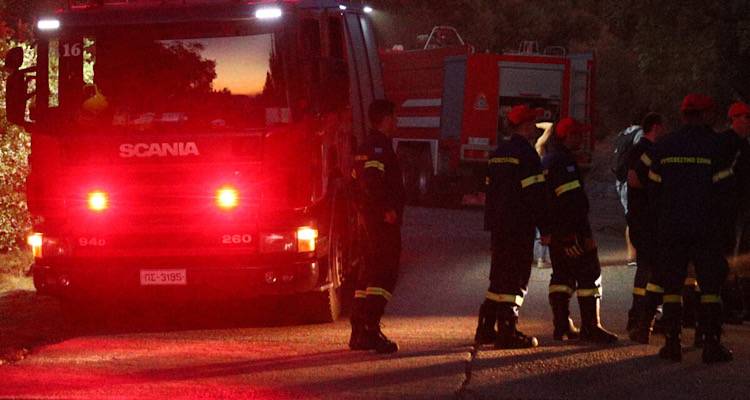 &Lambda;ή&mu;&nu;&omicron;&sigmaf;: &Delta;ύ&omicron; &pi;&upsilon;&rho;&kappa;&alpha;&gamma;&iota;έ&sigmaf; &sigma;&epsilon; &sigma;&pi;ί&tau;&iota;&alpha; | &Pi;&rho;ό&sigma;&tau;&iota;&mu;&omicron; &gamma;&iota;&alpha; &pi;&alpha;&rho;ά&nu;&omicron;&mu;&eta; &kappa;&alpha;ύ&sigma;&eta; &sigma;&epsilon; &alpha;&gamma;&rho;&omicron;&tau;&iota;&kappa;ή έ&kappa;&tau;&alpha;&sigma;&eta;