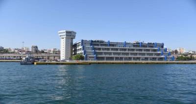 &Sigma;&upsilon;&nu;&epsilon;&chi;ί&zeta;&epsilon;&iota; &nu;&alpha; &delta;&iota;&alpha;&mu;&alpha;&rho;&tau;ύ&rho;&epsilon;&tau;&alpha;&iota; &eta; &Kappa;&alpha;&beta;ά&lambda;&alpha; &gamma;&iota;&alpha; &tau;&eta; &chi;&alpha;&mu;έ&nu;&eta; &alpha;&kappa;&tau;&omicron;&pi;&lambda;&omicron;ϊ&kappa;ή &sigma;ύ&nu;&delta;&epsilon;&sigma;&eta; &mu;&epsilon; &tau;&eta; &Lambda;ή&mu;&nu;&omicron;