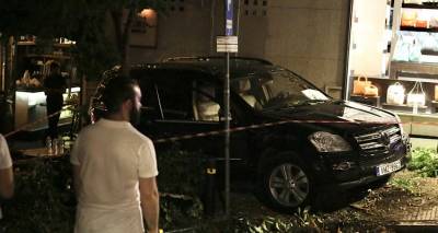 Πανικός στο Κολωνάκι: Τζιπ έπεσε σε πεζούς έξω από εστιατόριο | 11 τραυματίες, ένας σοβαρά