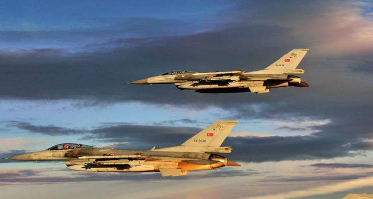 &Upsilon;&pi;&epsilon;&rho;&pi;&tau;ή&sigma;&epsilon;&iota;&sigmaf; &pi;ά&nu;&omega; &alpha;&pi;ό &tau;&eta; &Lambda;έ&sigma;&beta;&omicron;, &tau;&eta; &Lambda;ή&mu;&nu;&omicron; &kappa;&alpha;&iota; &tau;&iota;&sigmaf; &Omicron;&iota;&nu;&omicron;ύ&sigma;&sigma;&epsilon;&sigmaf;