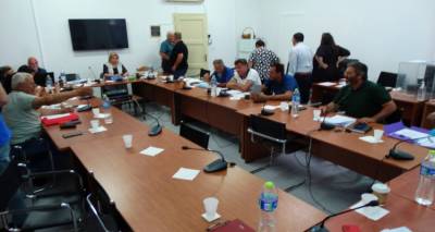 &Lambda;ή&mu;&nu;&omicron;&sigmaf;: &laquo;&Rho;&omicron;&nu;&tau;έ&omicron;&raquo; &sigma;&tau;&omicron; &Delta;&eta;&mu;&omicron;&tau;&iota;&kappa;ό &Sigma;&upsilon;&mu;&beta;&omicron;ύ&lambda;&iota;&omicron; | &Delta;&iota;&epsilon;&kappa;ό&pi;&eta; &pi;&rho;&omicron;&sigma;&omega;&rho;&iota;&nu;ά &eta; &sigma;&upsilon;&nu;&epsilon;&delta;&rho;ί&alpha;&sigma;&eta; (video)