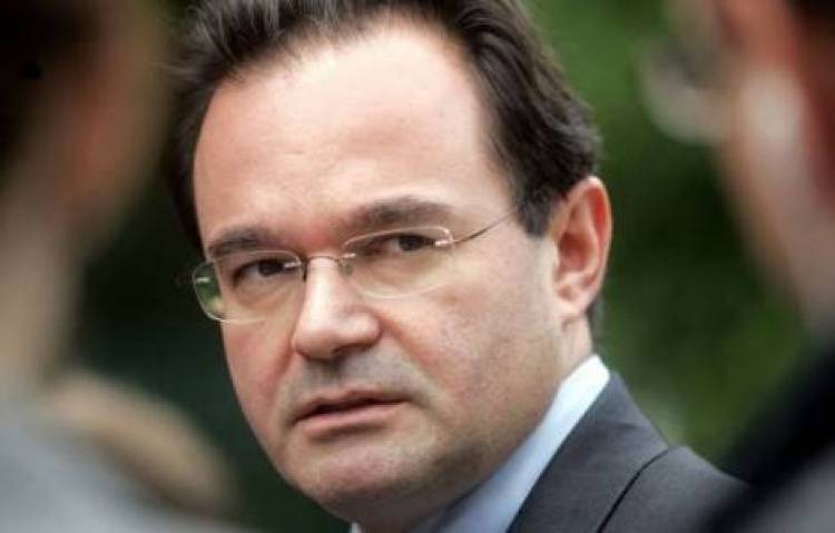 Παπακωνσταντίνου: «Ξέρω ποιος αλλοίωσε τη λίστα»