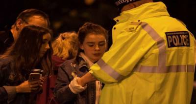 &Pi;&epsilon;&rho;&iota;&mu;έ&nu;&omicron;&nu;&tau;&alpha;&sigmaf; &tau;&omicron; &pi;&alpha;&iota;&delta;ί &sigma;&omicron;&upsilon; &nu;&alpha; &gamma;&upsilon;&rho;ί&sigma;&epsilon;&iota;