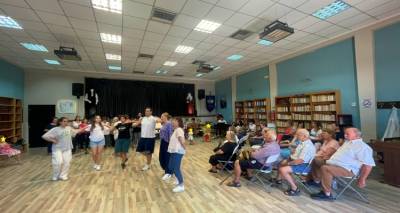 &Tau;&omicron; &Kappa;&Eta;&Phi;&Eta; &Lambda;ή&mu;&nu;&omicron;&upsilon; &gamma;&iota;ό&rho;&tau;&alpha;&sigma;&epsilon; &tau;&eta;&nu; &Pi;&alpha;&gamma;&kappa;ό&sigma;&mu;&iota;&alpha; &Eta;&mu;έ&rho;&alpha; &Mu;&omicron;&upsilon;&sigma;&iota;&kappa;ή&sigmaf;