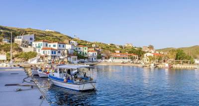 agios-efstratios-ektakti-synedriasi-dim-symvouliou-kai-omofono-psifisma-gia-amesi-epanafora-tis-aktoploikis-syndesis-me-tin-ipeirotiki-ellada