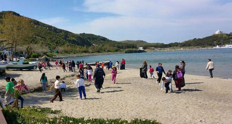 &Epsilon;&theta;&epsilon;&lambda;&omicron;&nu;&tau;&iota;&kappa;ό&sigmaf; &kappa;&alpha;&theta;&alpha;&rho;&iota;&sigma;&mu;ό&sigmaf; &tau;&eta;&sigmaf; &pi;&alpha;&rho;&alpha;&lambda;ί&alpha;&sigmaf; &laquo;&Nu;έ&alpha;&sigmaf; &Mu;&alpha;&delta;ύ&tau;&omicron;&upsilon;&raquo; | &Sigma;&upsilon;&gamma;&chi;&alpha;&rho;&eta;&tau;ή&rho;&iota;&alpha; &Delta;&eta;&mu;&omicron;&tau;&iota;&kappa;ή&sigmaf; &Kappa;&omicron;&iota;&nu;ό&tau;&eta;&tau;&alpha;&sigmaf; &Mu;ύ&rho;&iota;&nu;&alpha;&sigmaf;