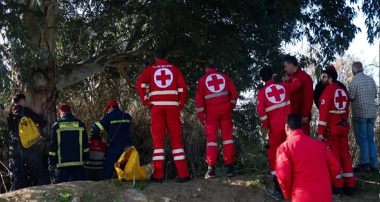 &Tau;&rho;&alpha;&gamma;&omega;&delta;ί&alpha; &sigma;&tau;&omicron;&nu; Ό&lambda;&upsilon;&mu;&pi;&omicron;: &Nu;&epsilon;&kappa;&rho;ό&sigmaf; &omicron; 40&chi;&rho;&omicron;&nu;&omicron;&sigmaf; &omicron;&rho;&epsilon;&iota;&beta;ά&tau;&eta;&sigmaf; &pi;&omicron;&upsilon; έ&pi;&epsilon;&sigma;&epsilon; &sigma;&epsilon; &chi;&alpha;&rho;ά&delta;&rho;&alpha; &alpha;&pi;ό &tau;&eta; &theta;έ&sigma;&eta; &laquo;&Lambda;&omicron;ύ&kappa;&iota;&raquo;