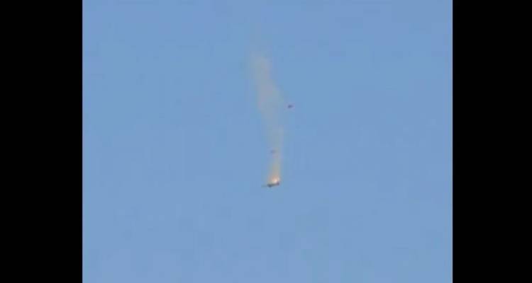 &Sigma;&upsilon;&nu;&epsilon;&tau;&rho;ί&beta;&eta; &alpha;&mu;&epsilon;&rho;&iota;&kappa;&alpha;&nu;&iota;&kappa;ό F-15 &sigma;&tau;&omicron; &Kappa;&omicron;&upsilon;&beta;έ&iota;&tau; -&Tau;&omicron; &pi;&lambda;ή&rho;&omega;&mu;&alpha; &pi;&rho;ό&lambda;&alpha;&beta;&epsilon; &nu;&alpha; &epsilon;&gamma;&kappa;&alpha;&tau;&alpha;&lambda;&epsilon;ί&psi;&epsilon;&iota; &tau;&omicron; &alpha;&epsilon;&rho;&omicron;&sigma;&kappa;ά&phi;&omicron;&sigmaf; [&beta;ί&nu;&tau;&epsilon;&omicron;]