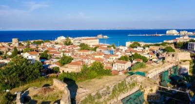 Κοινωνικός Τουρισμός 2025: Μέχρι πότε θα γίνονται οι αιτήσεις -Τι καλύπτουν τα vouchers, ποιοι είναι οι δικαιούχοι