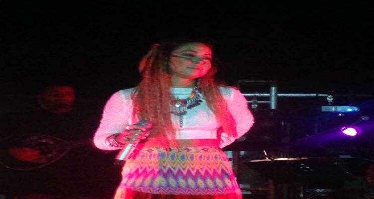 Μελίνα Ασλανίδου: «Ποσό όμορφο να δέχεσαι τόση αγάπη από τον κόσμο της Λήμνου»