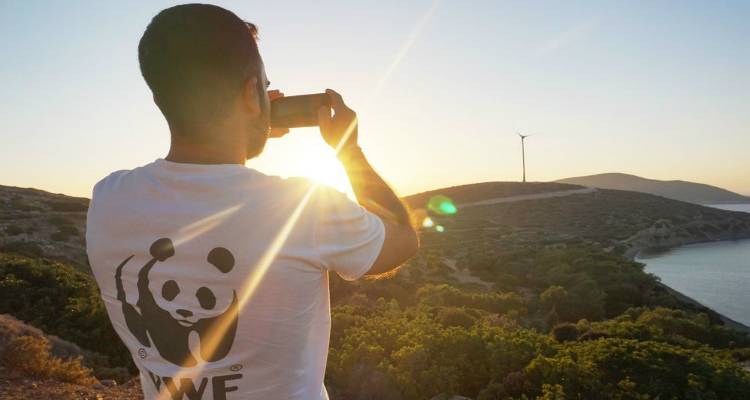 &Omicron; Ά&gamma;&iota;&omicron;&sigmaf; &Epsilon;&upsilon;&sigma;&tau;&rho;ά&tau;&iota;&omicron;&sigmaf; &kappa;&alpha;&iota; ά&lambda;&lambda;&alpha; 14 &nu;&eta;&sigma;&iota;ά &tau;&omicron;&upsilon; &Alpha;&iota;&gamma;&alpha;ί&omicron;&upsilon; &sigma;&tau;&alpha; &chi;&nu;ά&rho;&iota;&alpha; &tau;&eta;&sigmaf; &Tau;ή&lambda;&omicron;&upsilon;