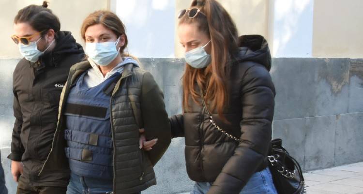 &Kappa;&lambda;&omicron;&nu;&tau;&iota;ά&nu;&alpha; &Tau;&sigma;έ&lambda;&omicron;: &Sigma;ή&mu;&epsilon;&rho;&alpha; &eta; &alpha;&pi;&omicron;&lambda;&omicron;&gamma;ί&alpha; &tau;&eta;&sigmaf; &epsilon;&iota;&kappa;&alpha;&sigma;&tau;&iota;&kappa;&omicron;ύ &pi;&omicron;&upsilon; &pi;&upsilon;&rho;&omicron;&beta;ό&lambda;&eta;&sigma;&epsilon; &tau;&omicron;&nu; &pi;&alpha;&tau;έ&rho;&alpha; &tau;&omicron;&upsilon; &pi;&alpha;&iota;&delta;&iota;&omicron;ύ &tau;&eta;&sigmaf; &sigma;&tau;&omicron; &Chi;&alpha;&lambda;ά&nu;&delta;&rho;&iota;