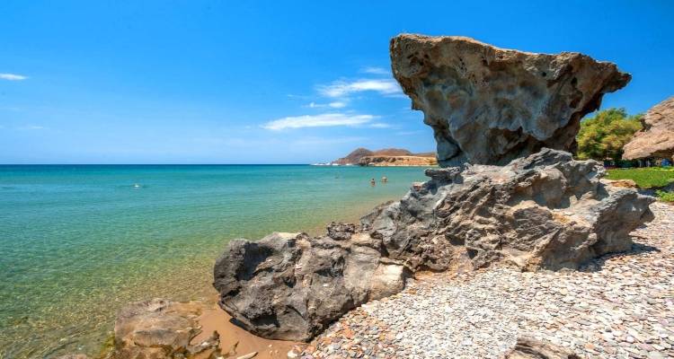 Καιρός: Εκτοξεύεται στους 41 βαθμούς σήμερα ο υδράργυρος -Σε «πορτοκαλί συναγερμό» οκτώ περιοχές