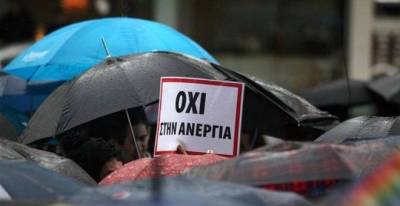 &Chi;&omega;&rho;ί&sigmaf; &delta;&omicron;&upsilon;&lambda;&epsilon;&iota;ά &gamma;&iota;&alpha; 2,5 &chi;&rho;ό&nu;&iota;&alpha; &tau;&omicron; 75% &tau;&omega;&nu; &alpha;&nu;έ&rho;&gamma;&omega;&nu; &sigma;&tau;&eta;&nu; &Epsilon;&lambda;&lambda;ά&delta;&alpha;
