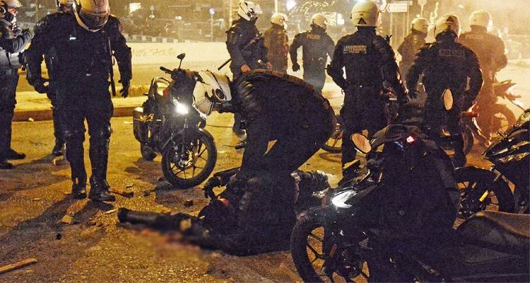 &laquo;&Pi;ό&lambda;&epsilon;&mu;&omicron;&sigmaf;&raquo; &sigma;&tau;&eta; &Nu;έ&alpha; &Sigma;&mu;ύ&rho;&nu;&eta;: &Pi;&omicron;&lambda;&iota;&omicron;&rho;&kappa;&omicron;ύ&nu; &tau;&omicron; &Alpha;&sigma;&tau;&upsilon;&nu;&omicron;&mu;&iota;&kappa;ό &Tau;&mu;ή&mu;&alpha;, &mu;&omicron;&lambda;ό&tau;&omicron;&phi; &kappa;&alpha;&iota; &chi;&eta;&mu;&iota;&kappa;ά | &Sigma;&omicron;&beta;&alpha;&rho;ά &tau;&rho;&alpha;&upsilon;&mu;&alpha;&tau;ί&alpha;&sigmaf; &alpha;&sigma;&tau;&upsilon;&nu;&omicron;&mu;&iota;&kappa;ό&sigmaf; (video)