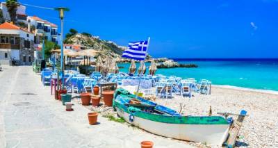 Κοινωνικός Τουρισμός 2025: Ποιοι ΑΦΜ κάνουν αίτηση σήμερα και ποιοι τις επόμενες ημέρες | Τι καλύπτουν τα vouchers