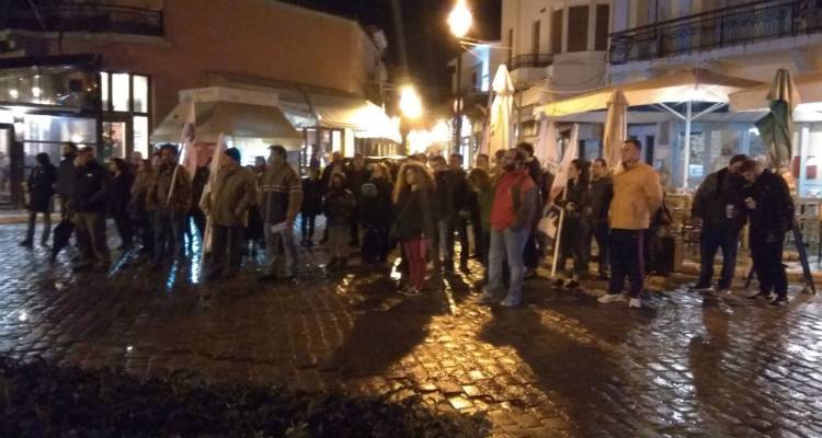 &Lambda;ή&mu;&nu;&omicron;&sigmaf;: &Sigma;&upsilon;&gamma;&kappa;έ&nu;&tau;&rho;&omega;&sigma;&eta; &gamma;&iota;&alpha; &tau;&eta;&nu; &epsilon;&pi;έ&tau;&epsilon;&iota;&omicron; &tau;&omicron;&upsilon; &Pi;&omicron;&lambda;&upsilon;&tau;&epsilon;&chi;&nu;&epsilon;ί&omicron;&upsilon; &sigma;&tau;&omicron; &lambda;&iota;&mu;ά&nu;&iota; &tau;&eta;&sigmaf; &Mu;ύ&rho;&iota;&nu;&alpha;&sigmaf;