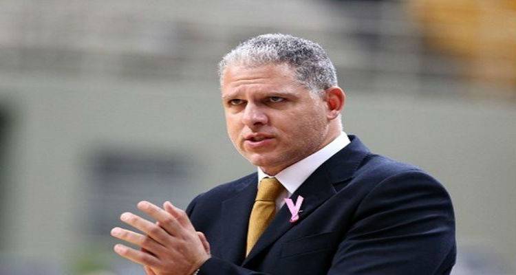 &Alpha;&pi;&omicron; &tau;&eta;&nu; &Alpha;&Epsilon;&Kappa; &sigma;&tau;&omicron; &Phi;ά&rho;&omicron; &omicron; &Mu;&alpha;&nu;&omega;&lambda;ό&pi;&omicron;&upsilon;&lambda;&omicron;&sigmaf;