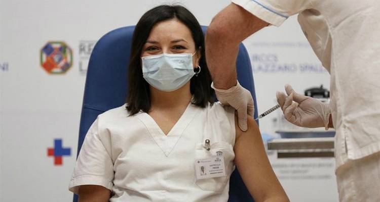&laquo;&Epsilon;&lambda;&epsilon;&upsilon;&theta;&epsilon;&rho;ί&alpha;&raquo; &sigma;&tau;&eta;&nu; &Epsilon;&upsilon;&rho;ώ&pi;&eta;: &Delta;&epsilon;ί&tau;&epsilon; &tau;&omicron;&upsilon;&sigmaf; &pi;&rho;ώ&tau;&omicron;&upsilon;&sigmaf; &epsilon;&mu;&beta;&omicron;&lambda;&iota;&alpha;&sigma;&mu;&omicron;ύ&sigmaf; | &Sigma;&tau;&eta; 1 &xi;&epsilon;&kappa;&iota;&nu;&omicron;ύ&nu; &sigma;&tau;&eta;&nu; &Epsilon;&lambda;&lambda;ά&delta;&alpha;