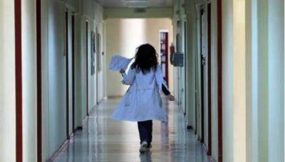 1.600 ψηφιακές καταγγελίες για «φακελάκι»