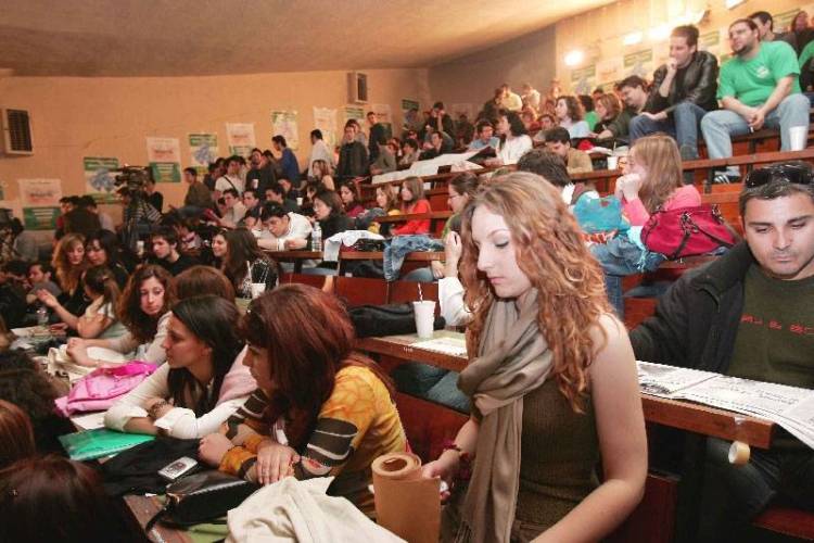 Ανακοινώθηκε το σχέδιο «Αθηνά». Αμετακίνητη η Πανεπιστημιακή σχολή της Λήμνου