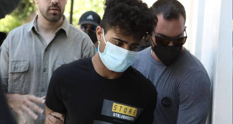&Eta; &omicron;&mu;&omicron;&lambda;&omicron;&gamma;ί&alpha; &tau;&omicron;&upsilon; &Pi;&alpha;&kappa;&iota;&sigma;&tau;&alpha;&nu;&omicron;ύ &gamma;&iota;&alpha; &tau;&eta;&nu; &gamma;&upsilon;&nu;&alpha;&iota;&kappa;&omicron;&kappa;&tau;&omicron;&nu;ί&alpha; &sigma;&tau;&omicron; &Pi;&epsilon;&rho;&iota;&sigma;&tau;έ&rho;&iota;: &laquo;&Mu;&alpha;&lambda;ώ&sigma;&alpha;&mu;&epsilon; &kappa;&alpha;&iota; &tau;&eta;&nu; &sigma;&kappa;ό&tau;&omega;&sigma;&alpha;&raquo; | &Alpha;&pi;&omicron;&lambda;&omicron;&gamma;&epsilon;ί&tau;&alpha;&iota; &tau;&eta; &Delta;&epsilon;&upsilon;&tau;έ&rho;&alpha;